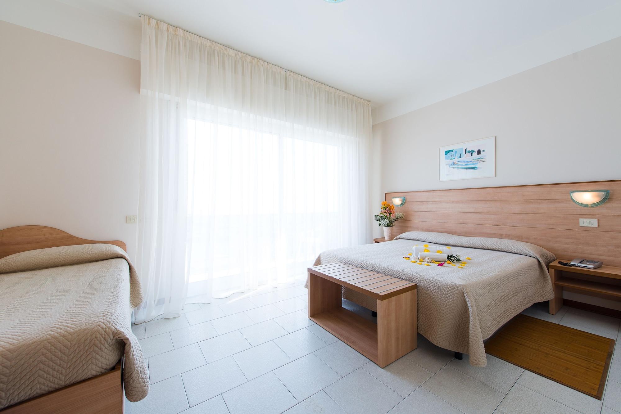 Hotel Giulietta Riccione Esterno foto