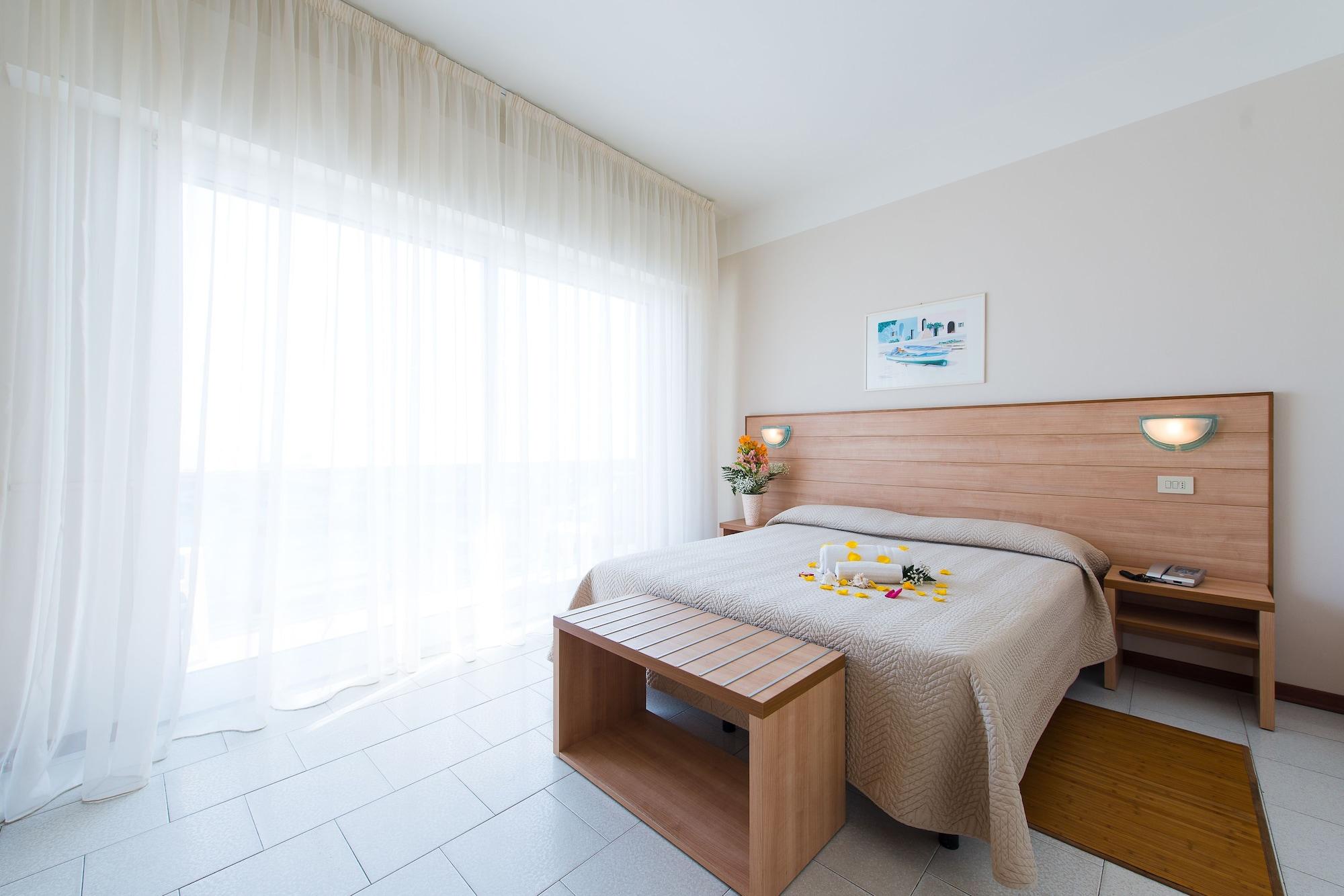 Hotel Giulietta Riccione Esterno foto