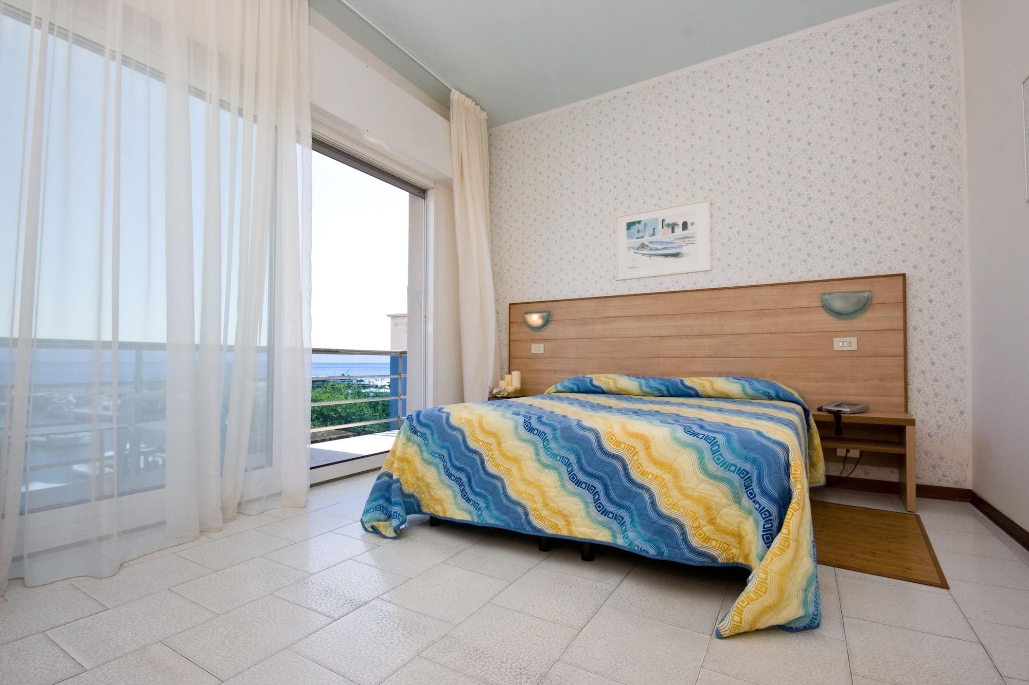 Hotel Giulietta Riccione Esterno foto