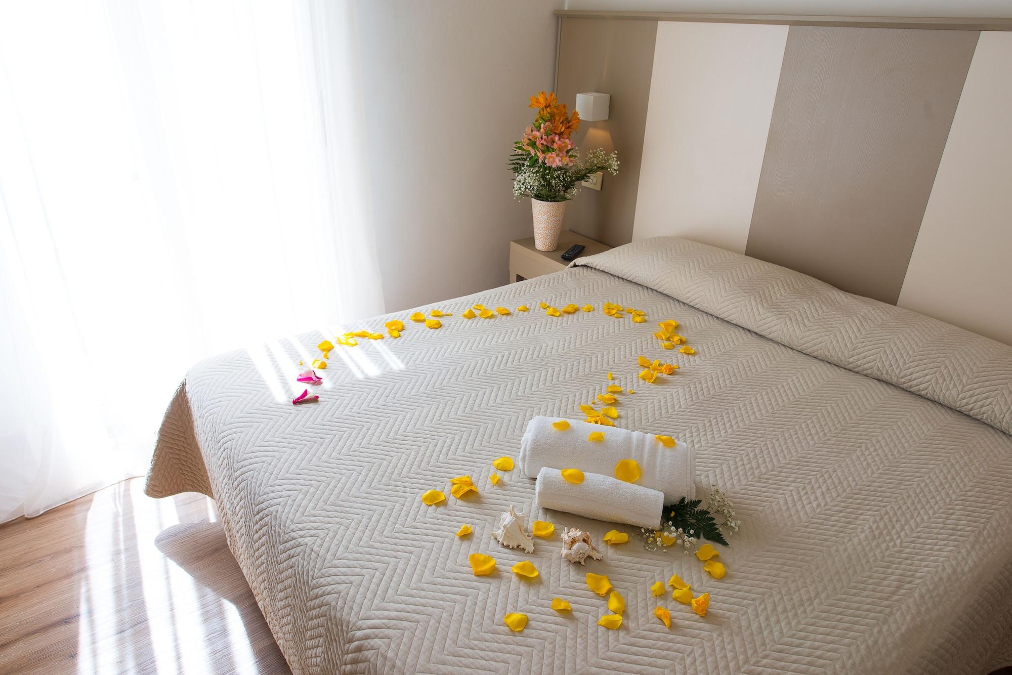 Hotel Giulietta Riccione Esterno foto