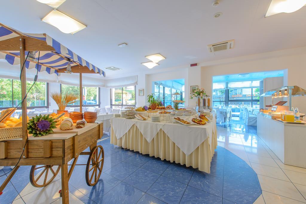 Hotel Giulietta Riccione Esterno foto