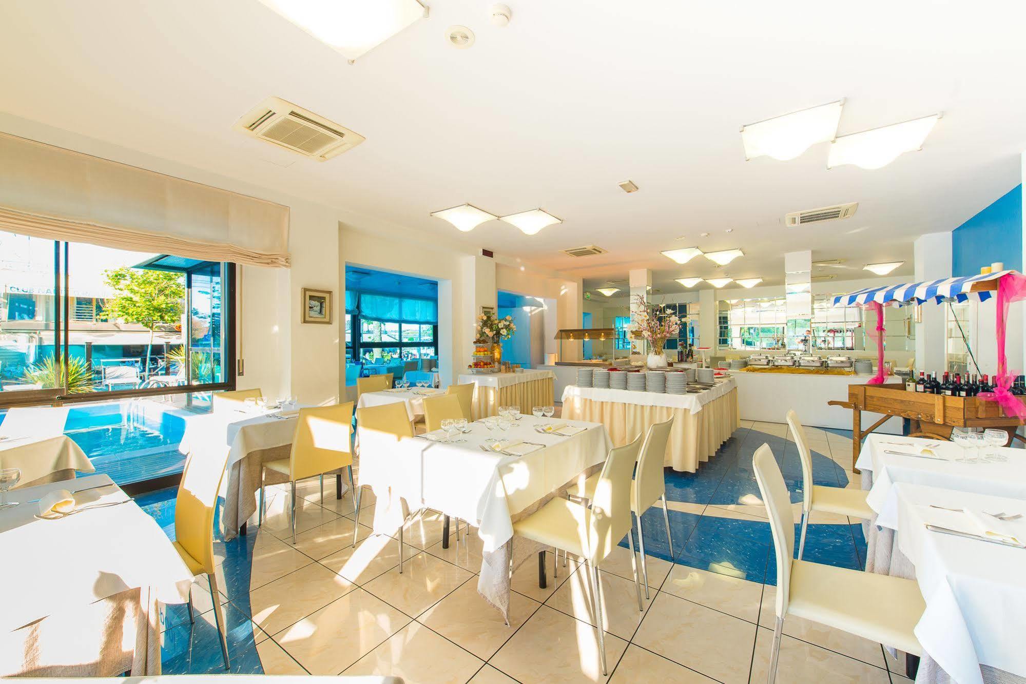 Hotel Giulietta Riccione Esterno foto
