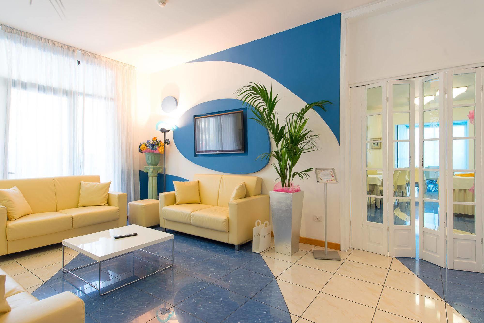 Hotel Giulietta Riccione Esterno foto