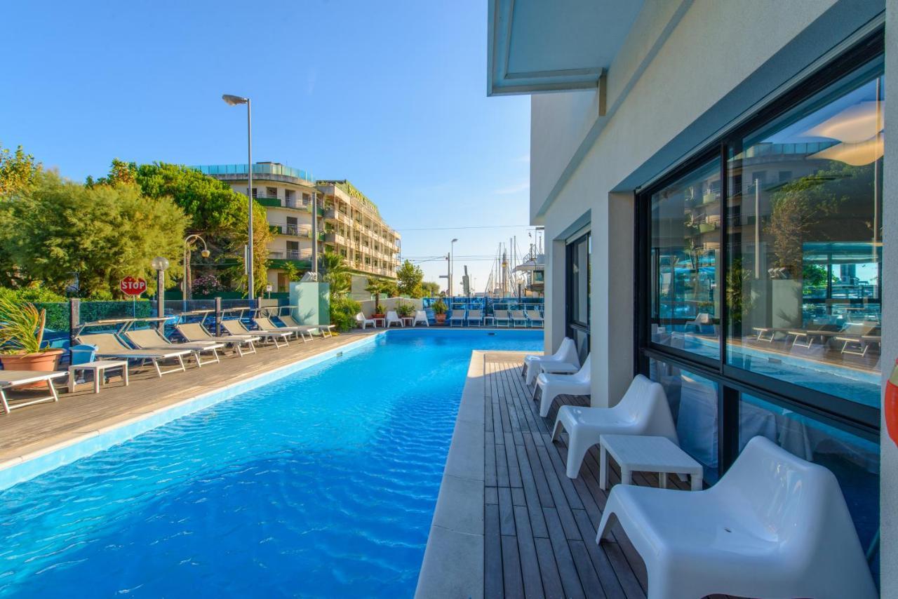 Hotel Giulietta Riccione Esterno foto