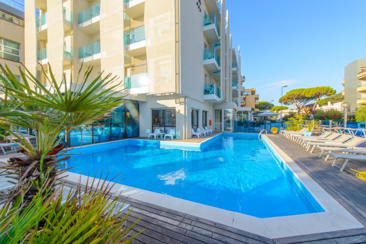 Hotel Giulietta Riccione Esterno foto