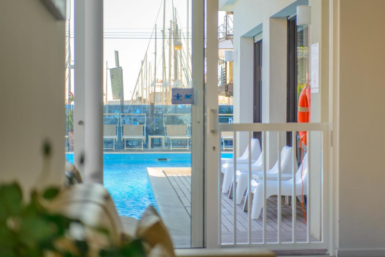 Hotel Giulietta Riccione Esterno foto
