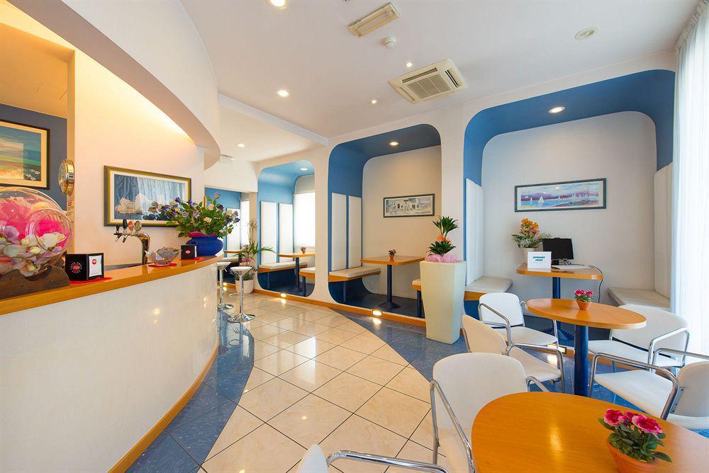 Hotel Giulietta Riccione Esterno foto